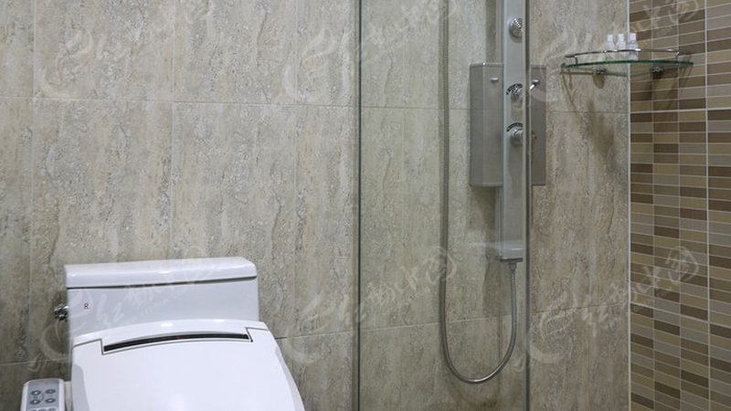 防溢水洗手盆不锈钢材质：揭秘其耐用与美观的秘密**
