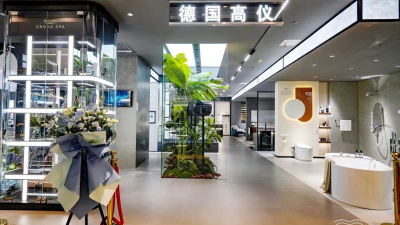 马桶盖板更换全攻略：轻松掌握拆装技巧